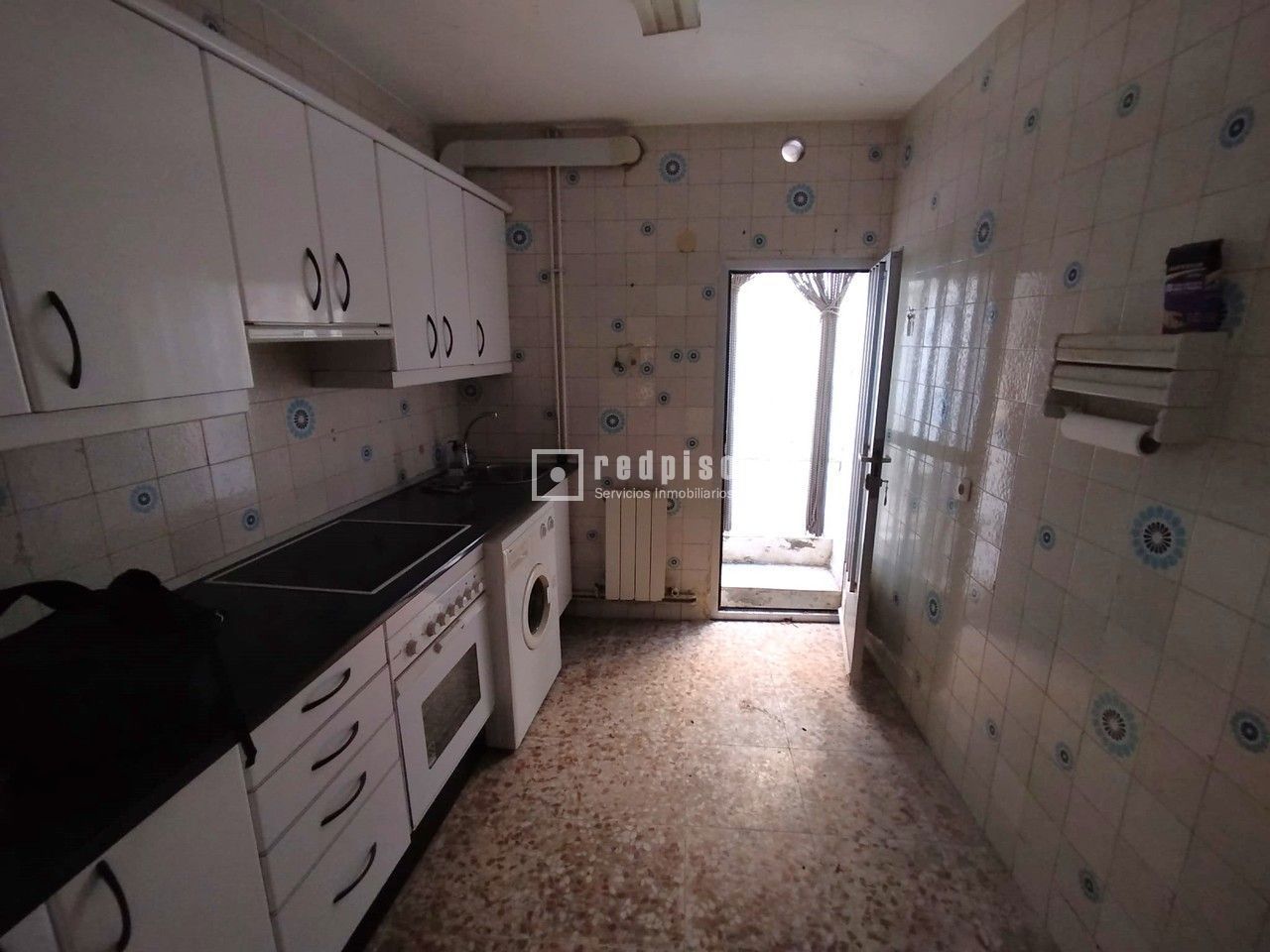 Casa en venta en  plaza de la Corredera, Cadalso de los Vidrios, Madrid  10/26