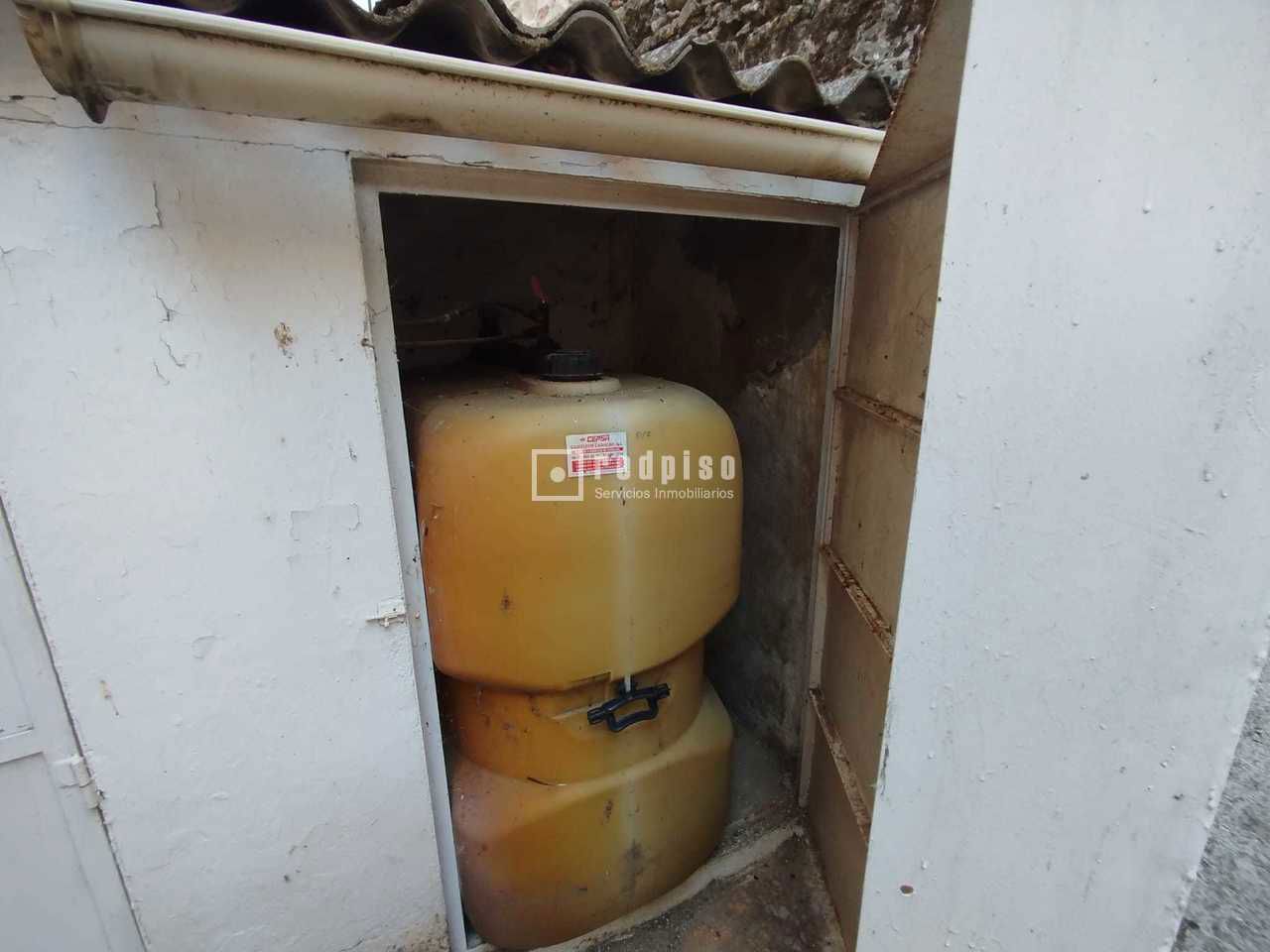 Casa en venta en  plaza de la Corredera, Cadalso de los Vidrios, Madrid  26/26