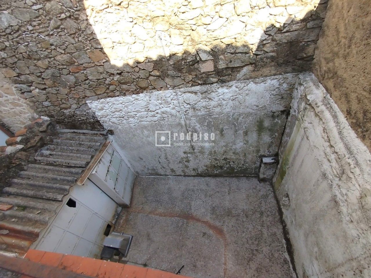 Casa en venta en  plaza de la Corredera, Cadalso de los Vidrios, Madrid  21/26