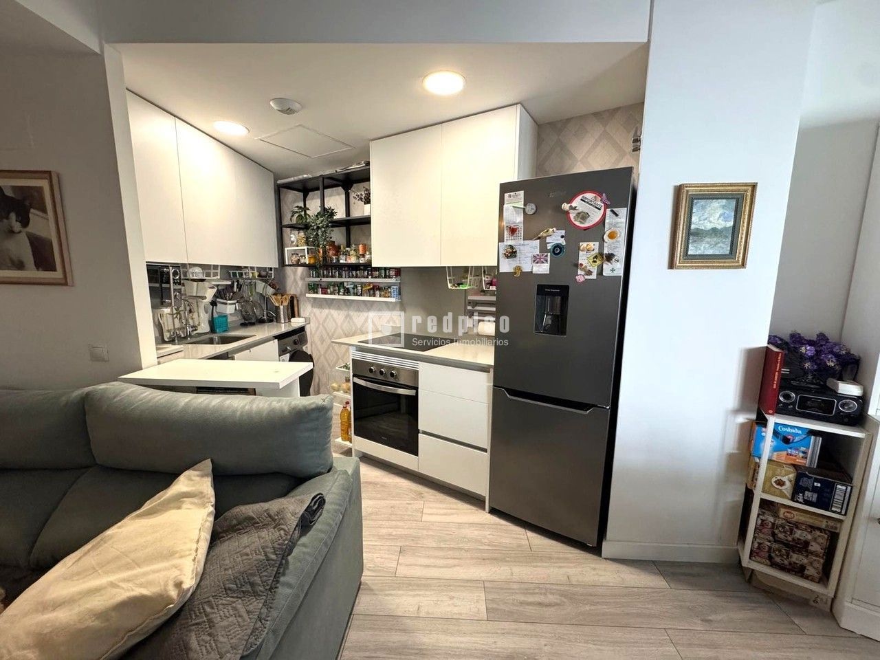 Piso en venta en  calle de Jesús de San Antonio, Coslada, Madrid  10/28