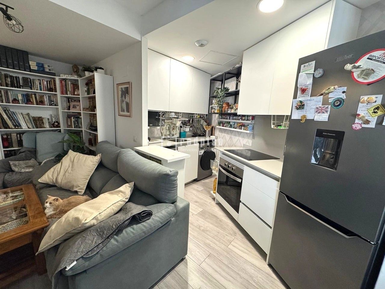 Piso en venta en  calle de Jesús de San Antonio, Coslada, Madrid  12/28