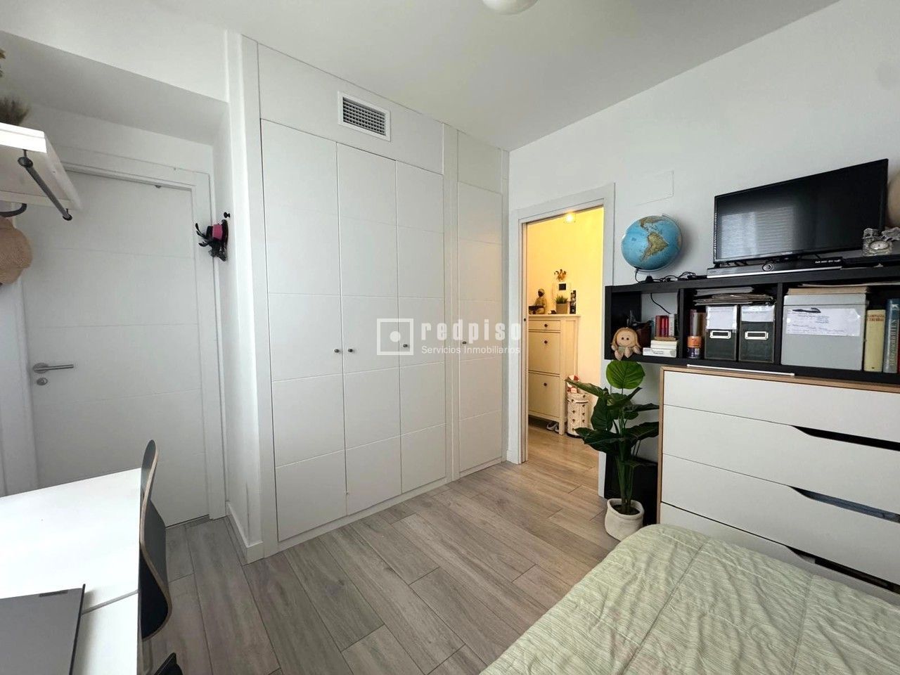 Piso en venta en  calle de Jesús de San Antonio, Coslada, Madrid  16/28