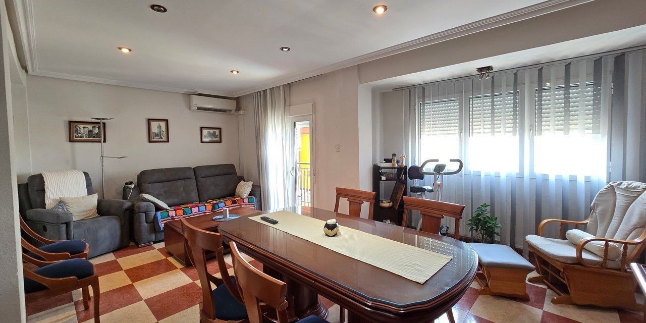 Piso en venta en  Mislata, Valencia  1/19