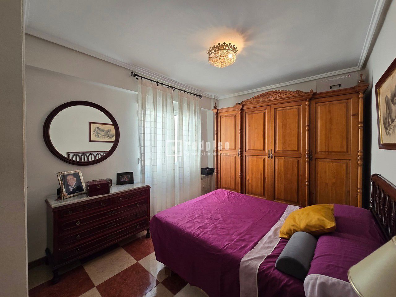 Piso en venta en  Mislata, Valencia  11/19