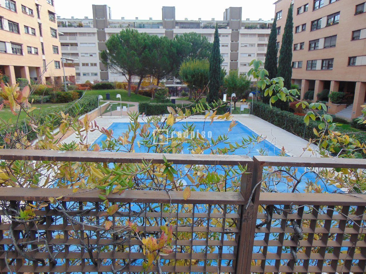 Piso en alquiler en calle De Cardeñuela Ríopico, Fuencarral-el Pardo, Madrid 35/39