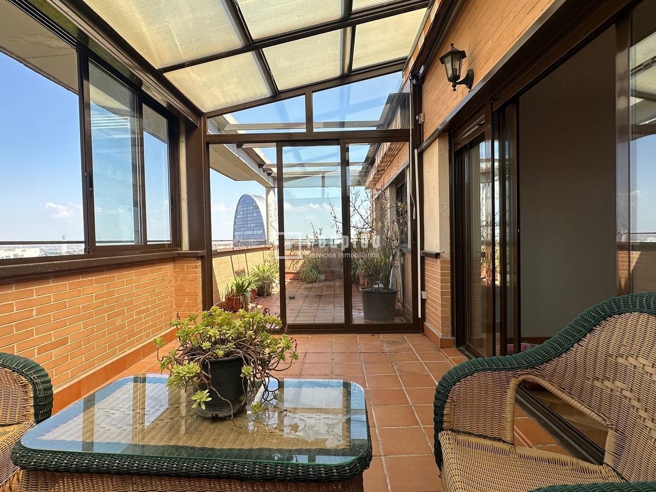 Piso en alquiler en  calle de Cardeñuela Ríopico, Fuencarral-El Pardo, Madrid  1/1