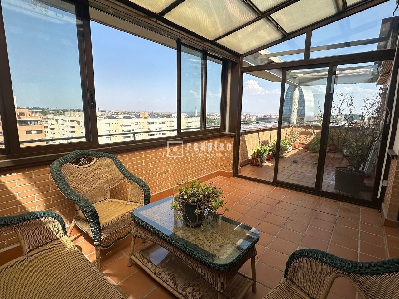 Piso en alquiler en calle De Cardeñuela Ríopico, Fuencarral-el Pardo, Madrid 2/39