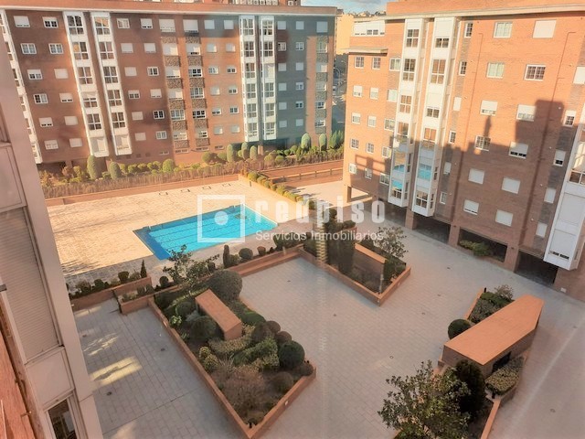 Piso en alquiler en  avenida de Francisco Pi y Margall, Madrid  33/33