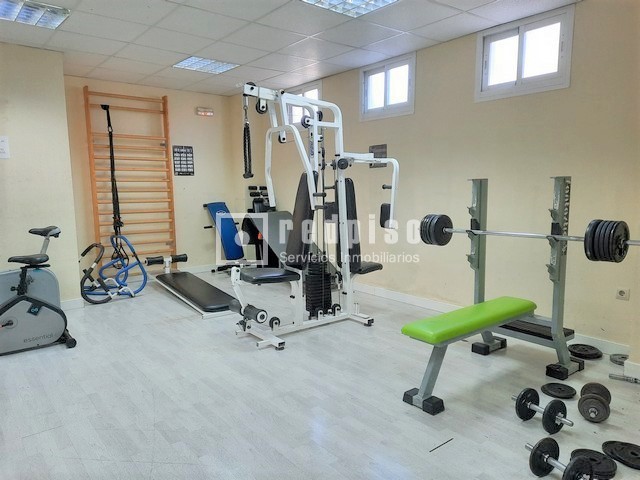 Piso en alquiler en  avenida de Francisco Pi y Margall, Madrid  25/33