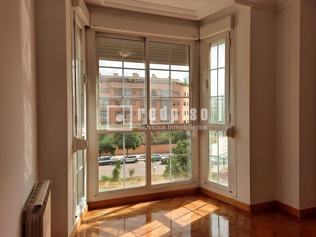 Piso en alquiler en  avenida de Francisco Pi y Margall, Madrid  3/33