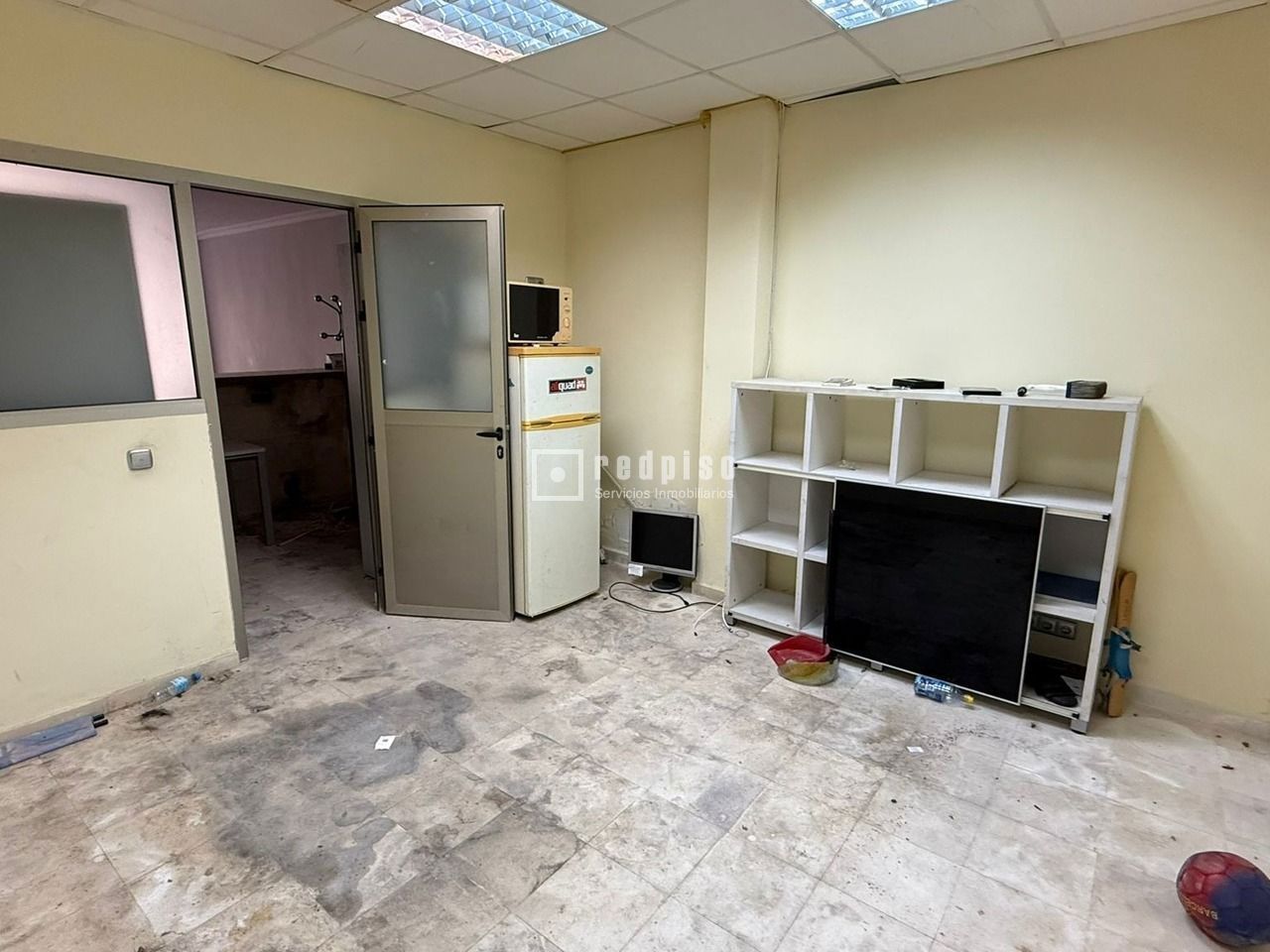 Local en venta en calle Campello, 3,  Alacant, Alicante 9/12
