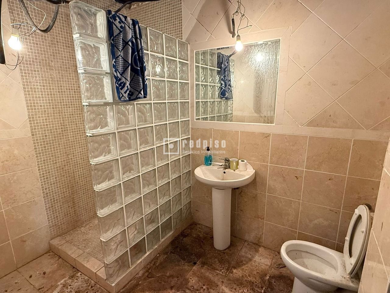 Local en venta en calle Campello, 3,  Alacant, Alicante 10/12