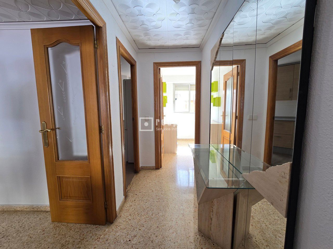 Piso en alquiler en  Xirivella, Valencia  2/18