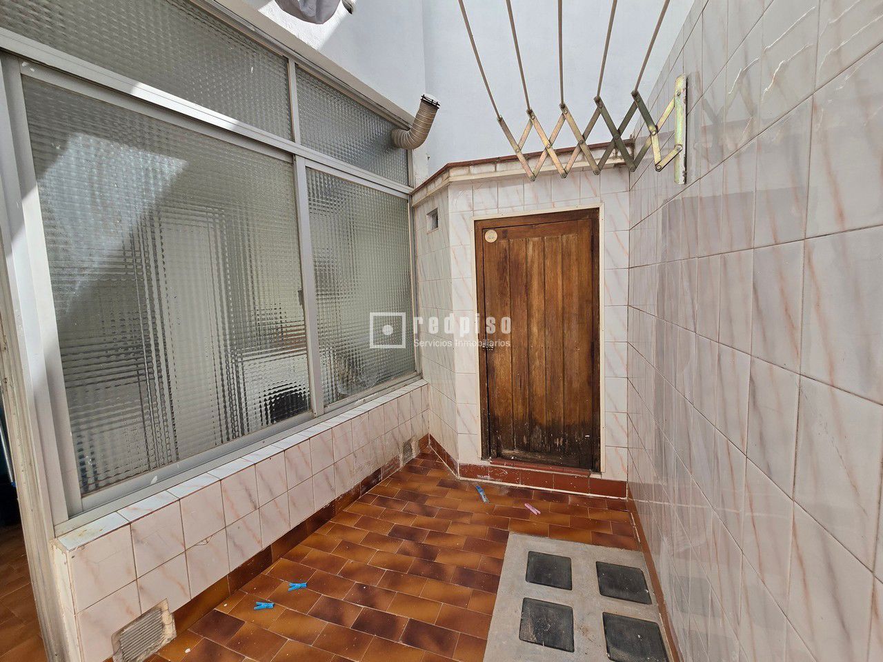 Piso en alquiler en  Xirivella, Valencia  14/18