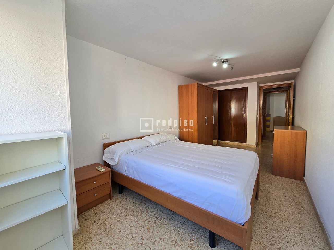 Piso en alquiler en  Xirivella, Valencia  7/18