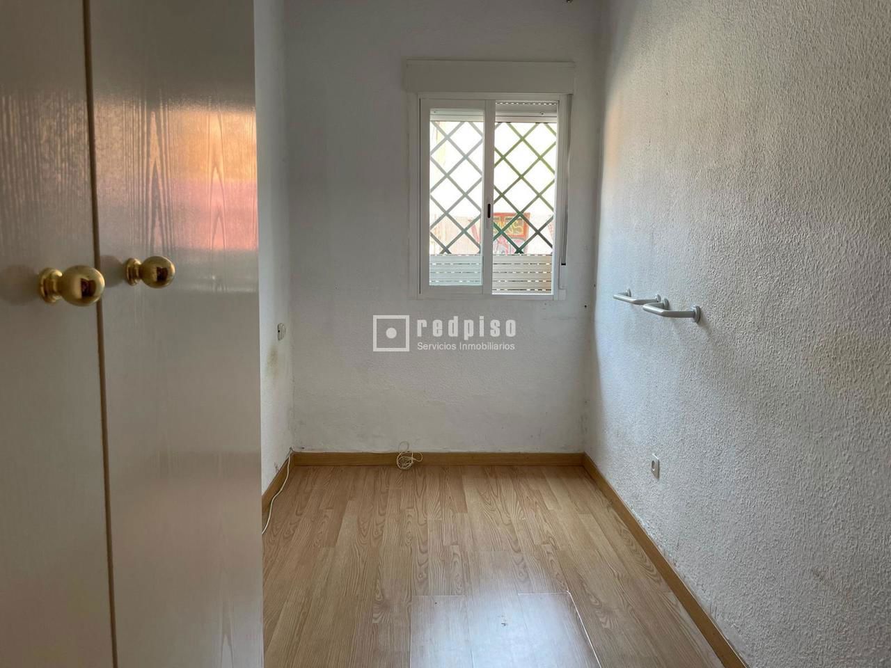 Piso en venta en calle De Elvas, Madrid, Madrid 9/13