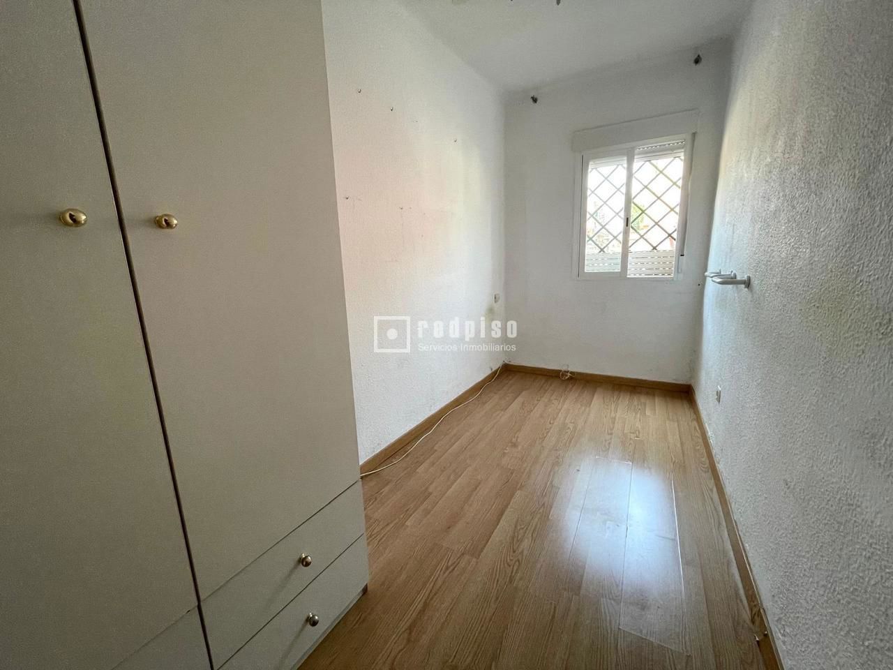 Piso en venta en calle De Elvas, Madrid, Madrid 7/13