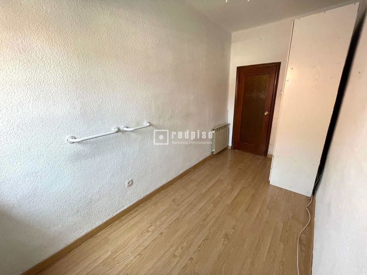 Piso en venta en calle De Elvas, Madrid, Madrid 8/13