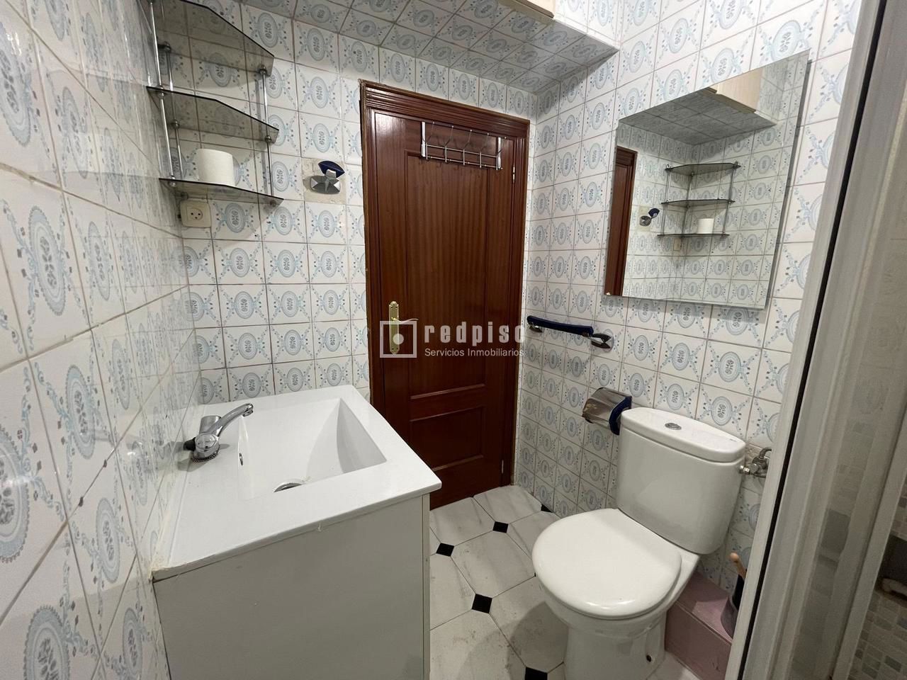 Piso en venta en calle De Elvas, Madrid, Madrid 12/13