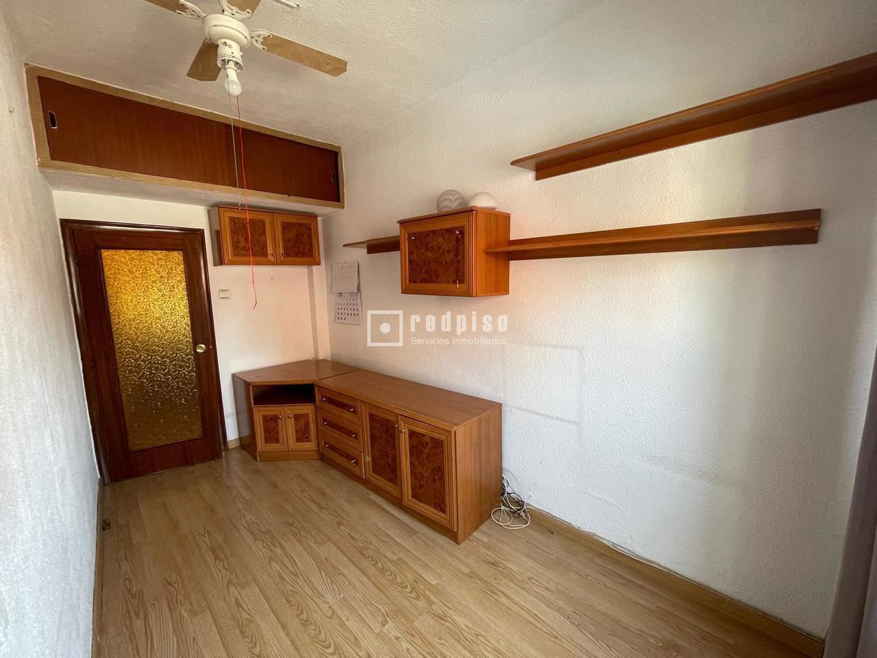 Piso en venta en calle De Elvas, Madrid, Madrid 5/13