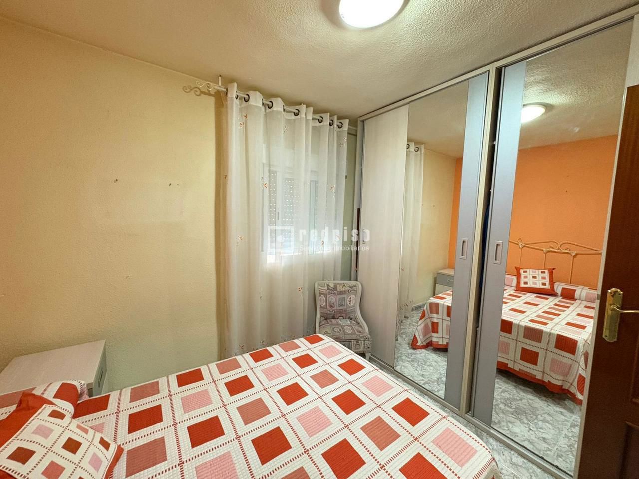 Piso en venta en calle De Rocafort, Madrid, Madrid 14/19