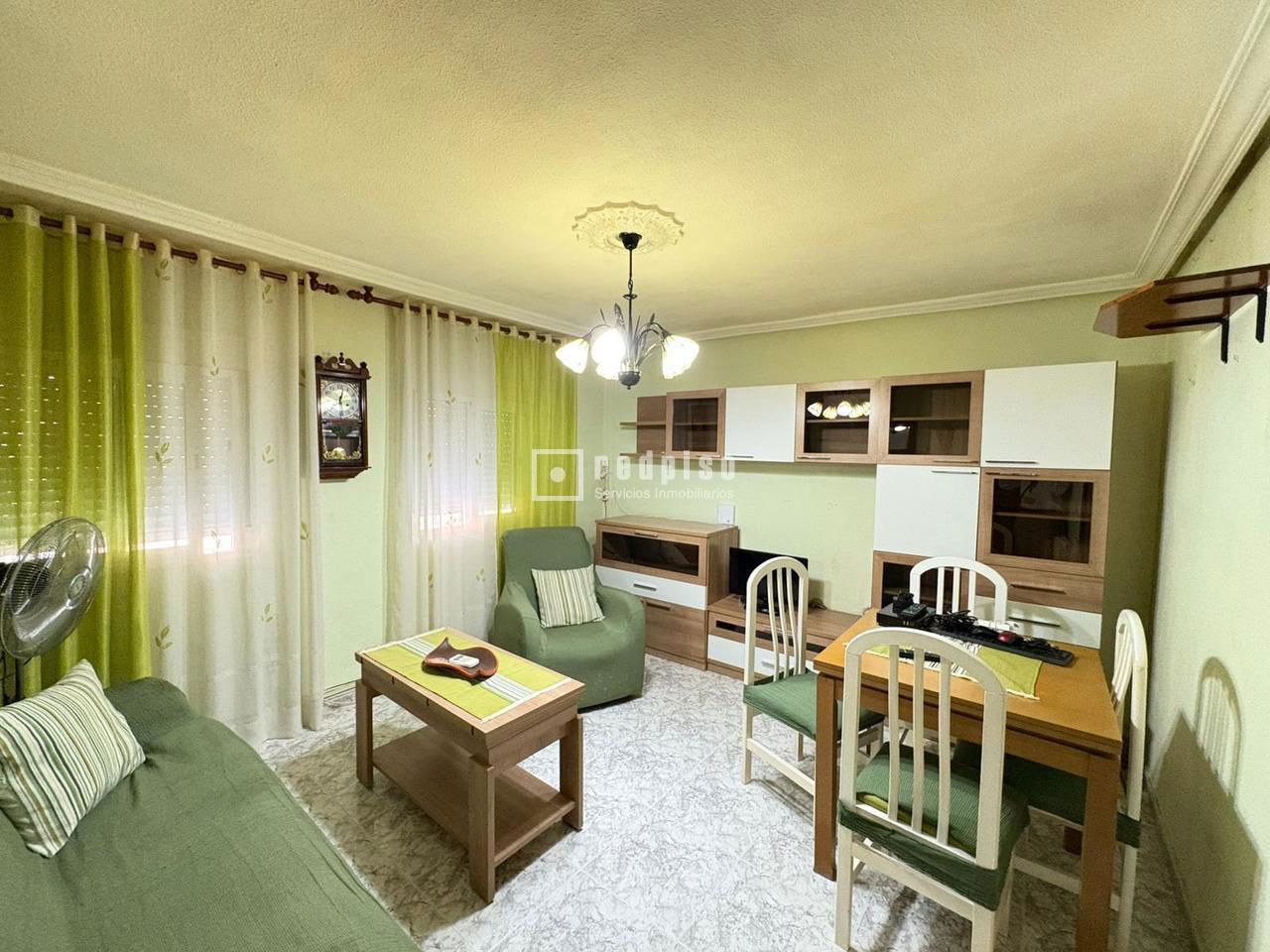 Piso en venta en calle De Rocafort, Madrid, Madrid 2/19