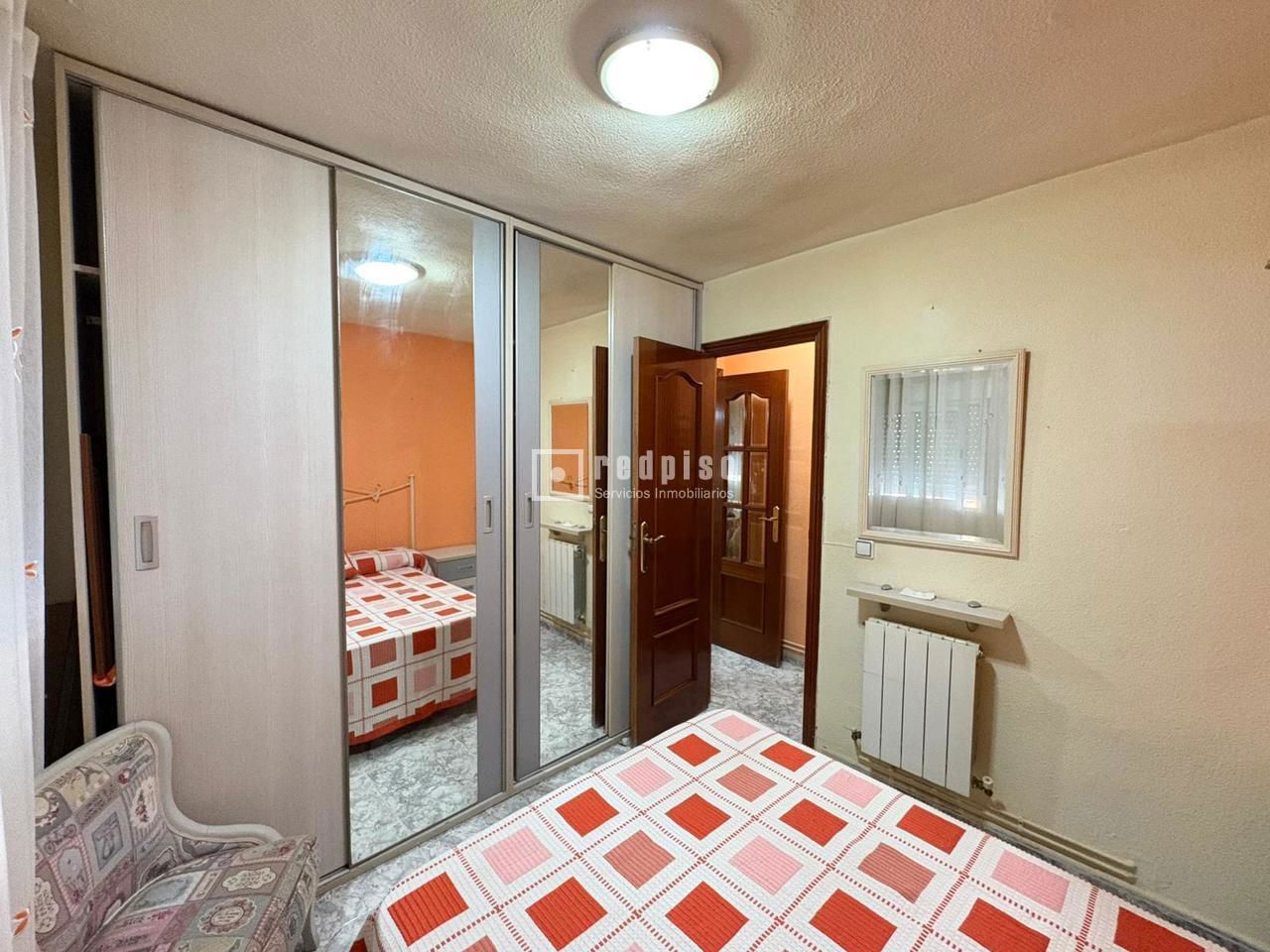 Piso en venta en calle De Rocafort, Madrid, Madrid 15/19