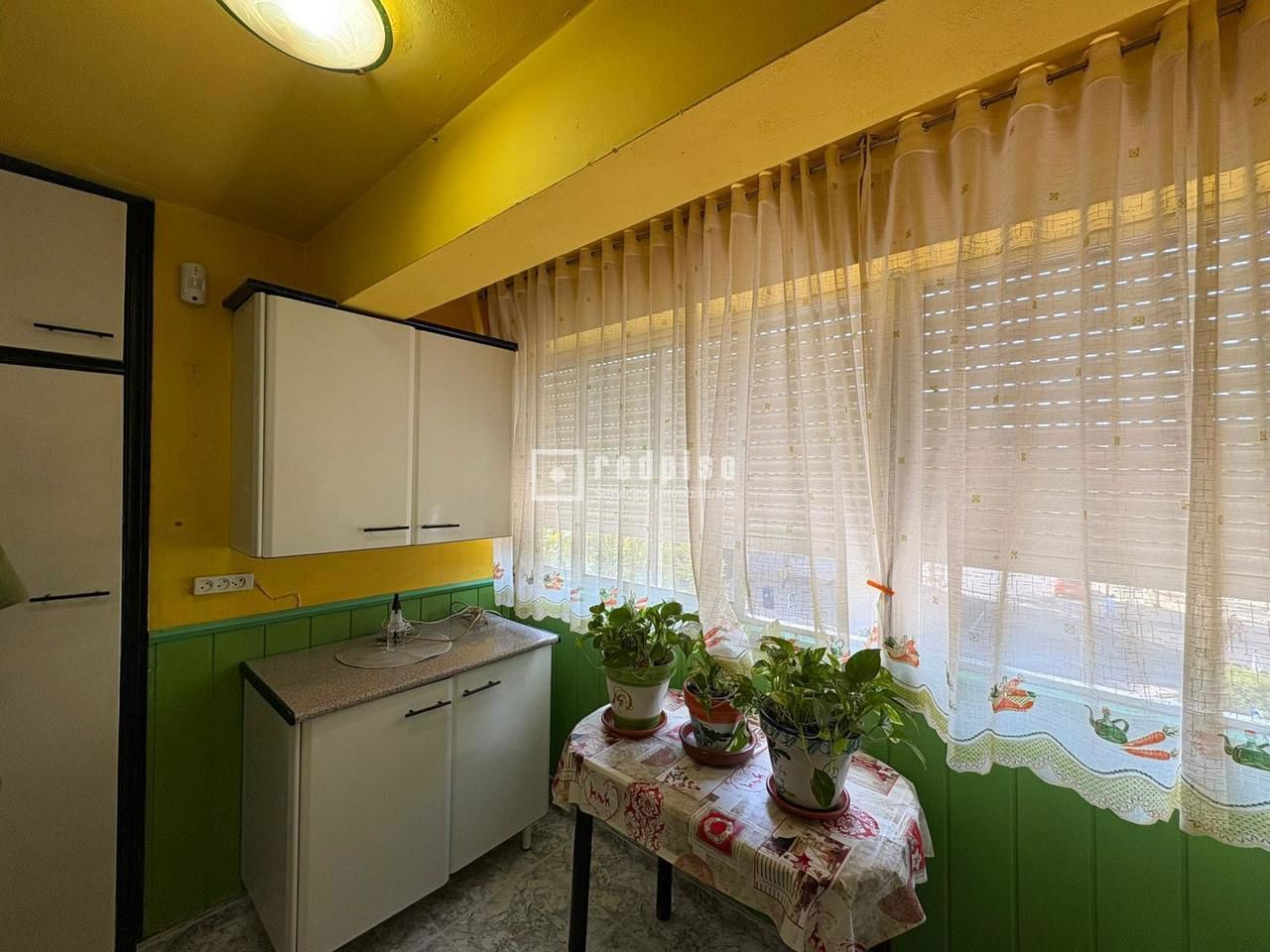 Piso en venta en calle De Rocafort, Madrid, Madrid 8/19