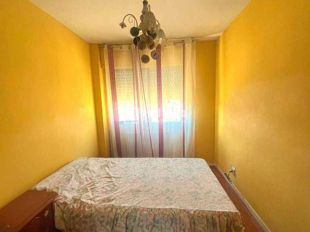 Piso en venta en Alcalá De Henares, Madrid 4/12