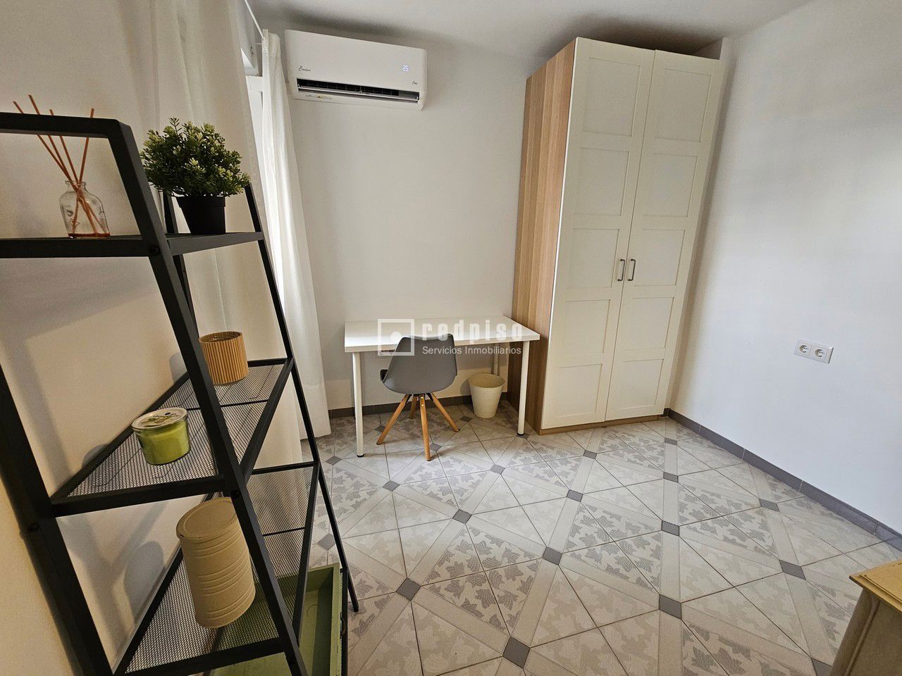 Piso en alquiler  calle Diví Mestre, Alboraia, Valencia  18/35