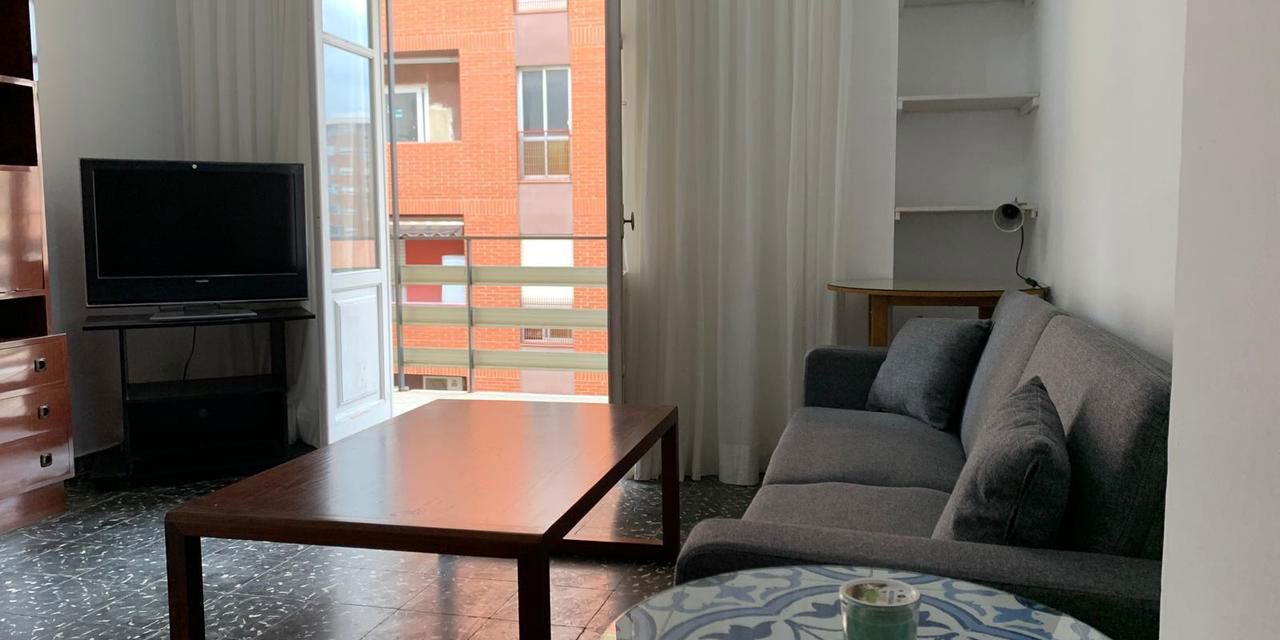 Piso en alquiler  calle de Benicarló, Rascanya, Valencia  1/1