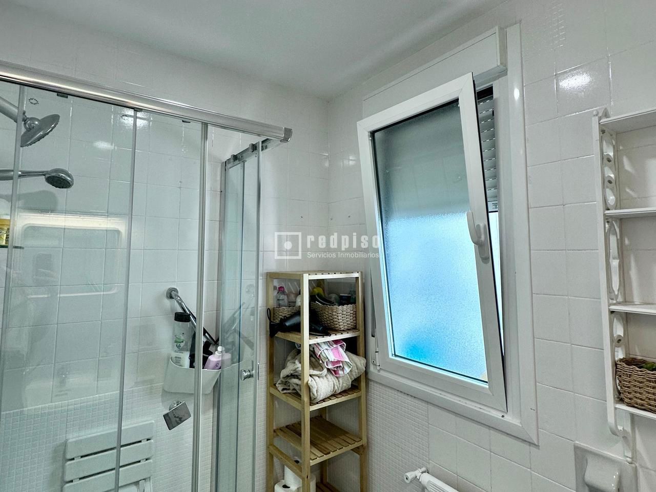 Piso en alquiler en  calle Gabilondo, 16, Valladolid  22/27