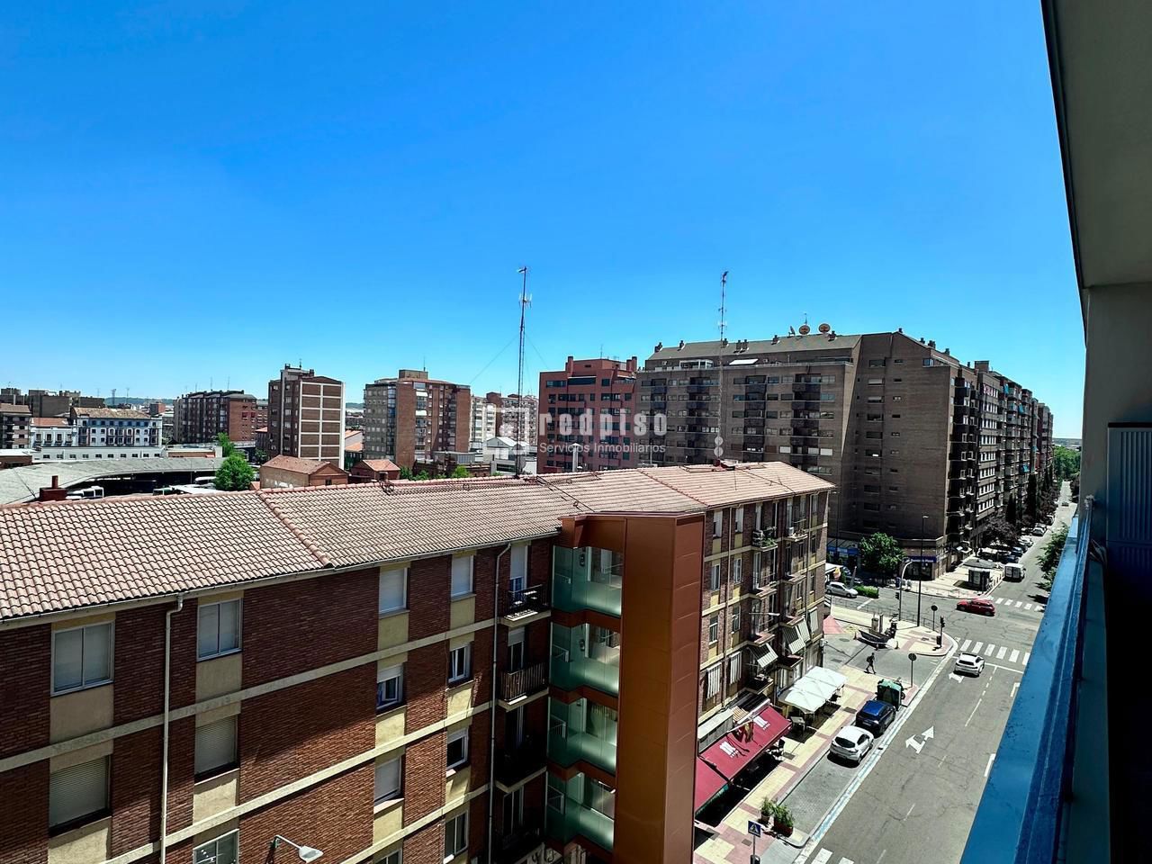 Piso en alquiler en  calle Gabilondo, 16, Valladolid  25/27