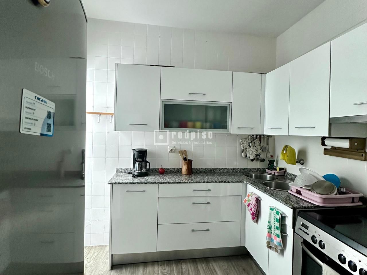 Piso en alquiler en  calle Gabilondo, 16, Valladolid  16/27