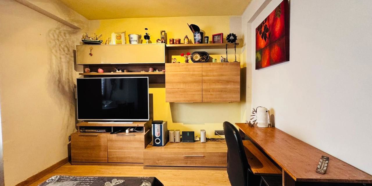 Piso en venta en  calle del Escultor Benlliure, Zaragoza  1/1