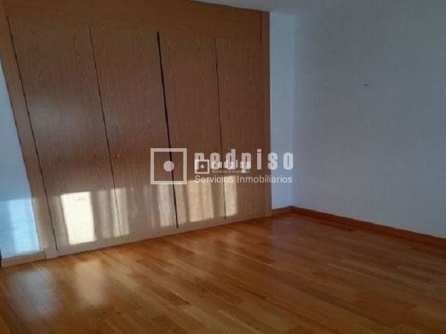 Casa en alquiler en  Arganda del Rey, Madrid  16/27