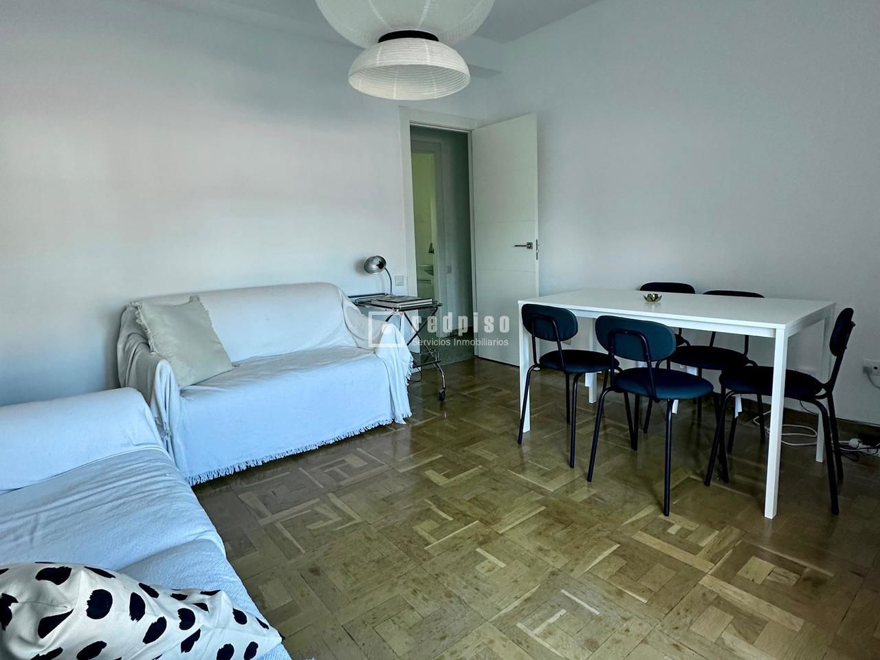 Piso en alquiler en  calle Gabilondo, 16, Valladolid  18/24