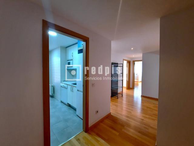 Piso en alquiler en calle De Luis Jiménez De Asúa, Madrid, Madrid 5/49