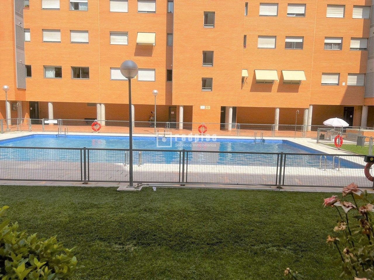 Piso en alquiler en calle De Luis Jiménez De Asúa, Madrid, Madrid 43/49