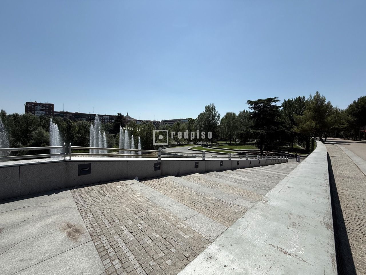 Local en venta en calle De Antonio Zamora, Madrid, Madrid 14/15