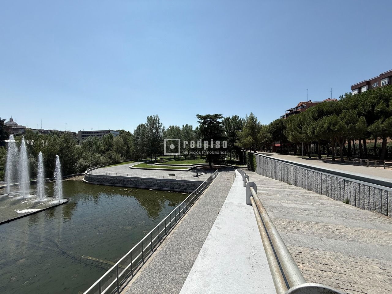 Local en venta en calle De Antonio Zamora, Madrid, Madrid 13/15