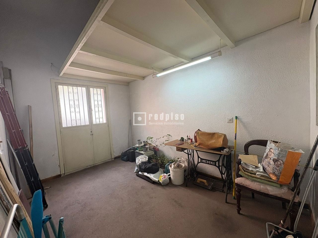 Local en venta en calle De Antonio Zamora, Madrid, Madrid 5/15