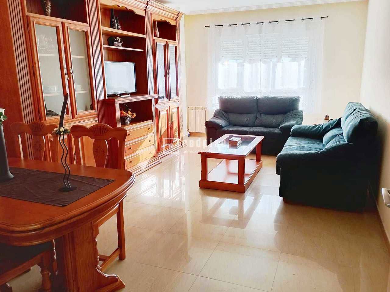 Piso en venta en  calle de San Eduardo, Talavera de la Reina, Toledo  2/18