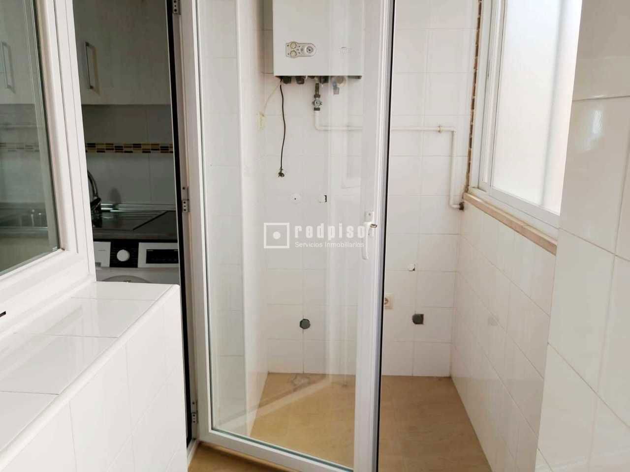 Piso en venta en  calle de San Eduardo, Talavera de la Reina, Toledo  11/18