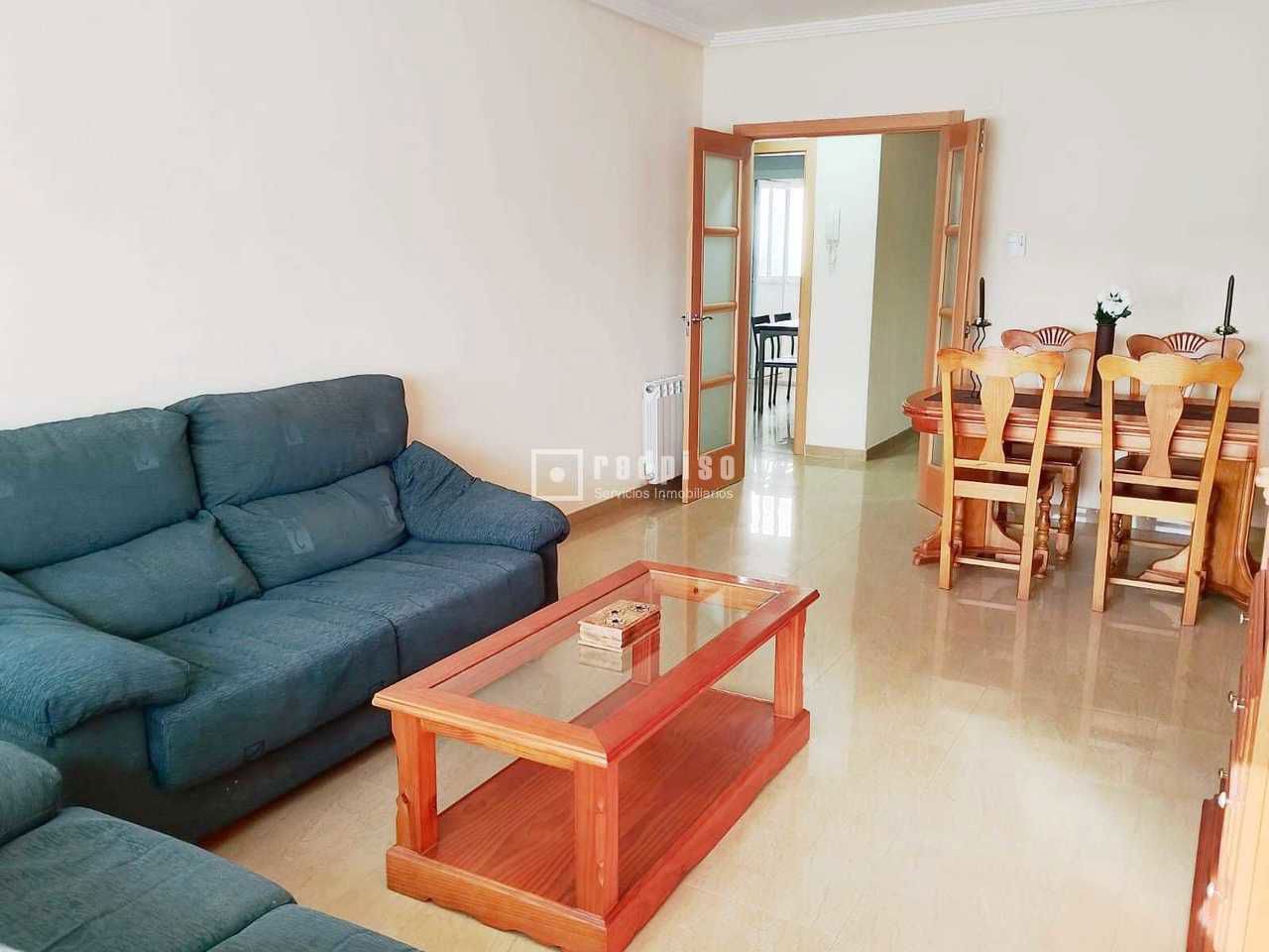 Piso en venta en  calle de San Eduardo, Talavera de la Reina, Toledo  3/18