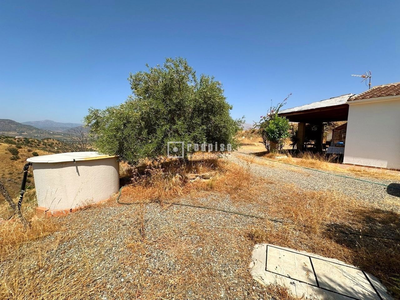 Casa en venta  calle Polígono 8, Álora, Málaga  18/22