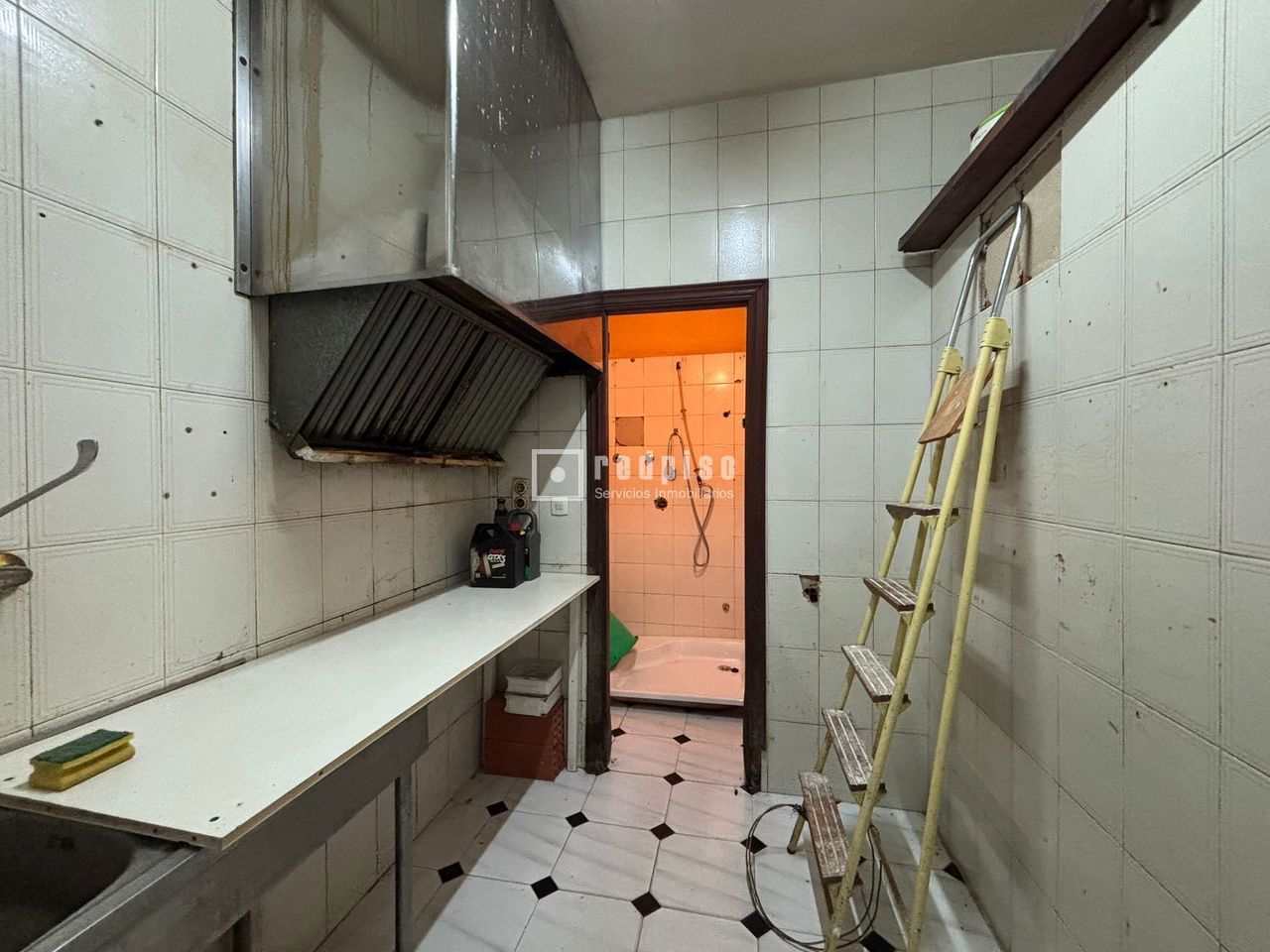 Local en venta en calle Leonés, El Llano Del Real, Valencia 7/9