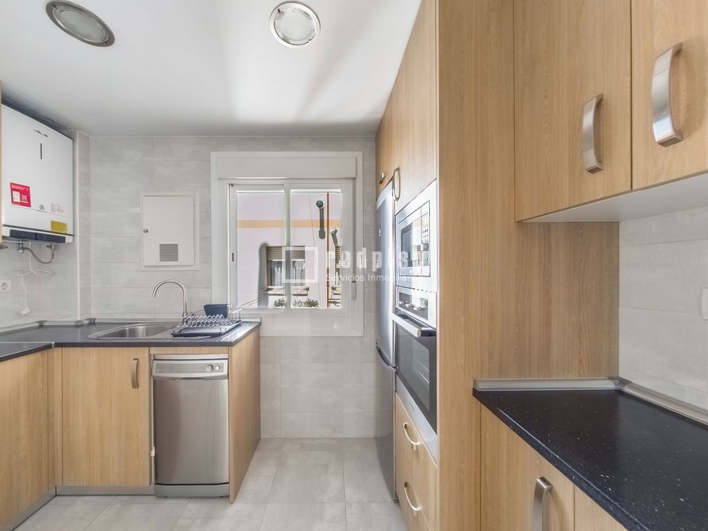 Piso en venta en paseo Del Marqués De Zafra, Salamanca, Madrid 7/28