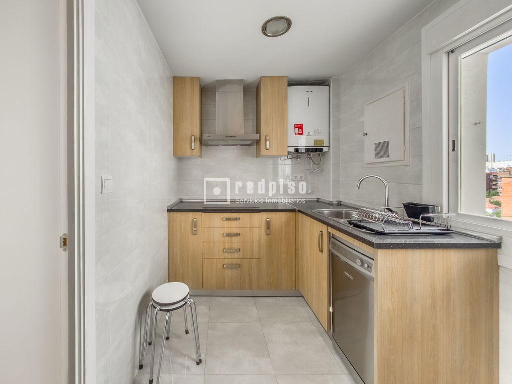 Piso en venta en paseo Del Marqués De Zafra, Salamanca, Madrid 8/28