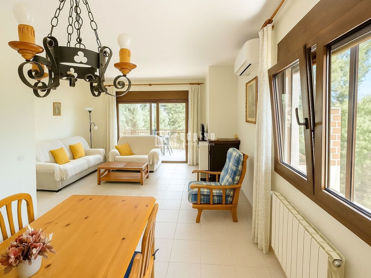 Casa en venta en  calle de Pontevedra, Cadalso de los Vidrios, Madrid  3/13